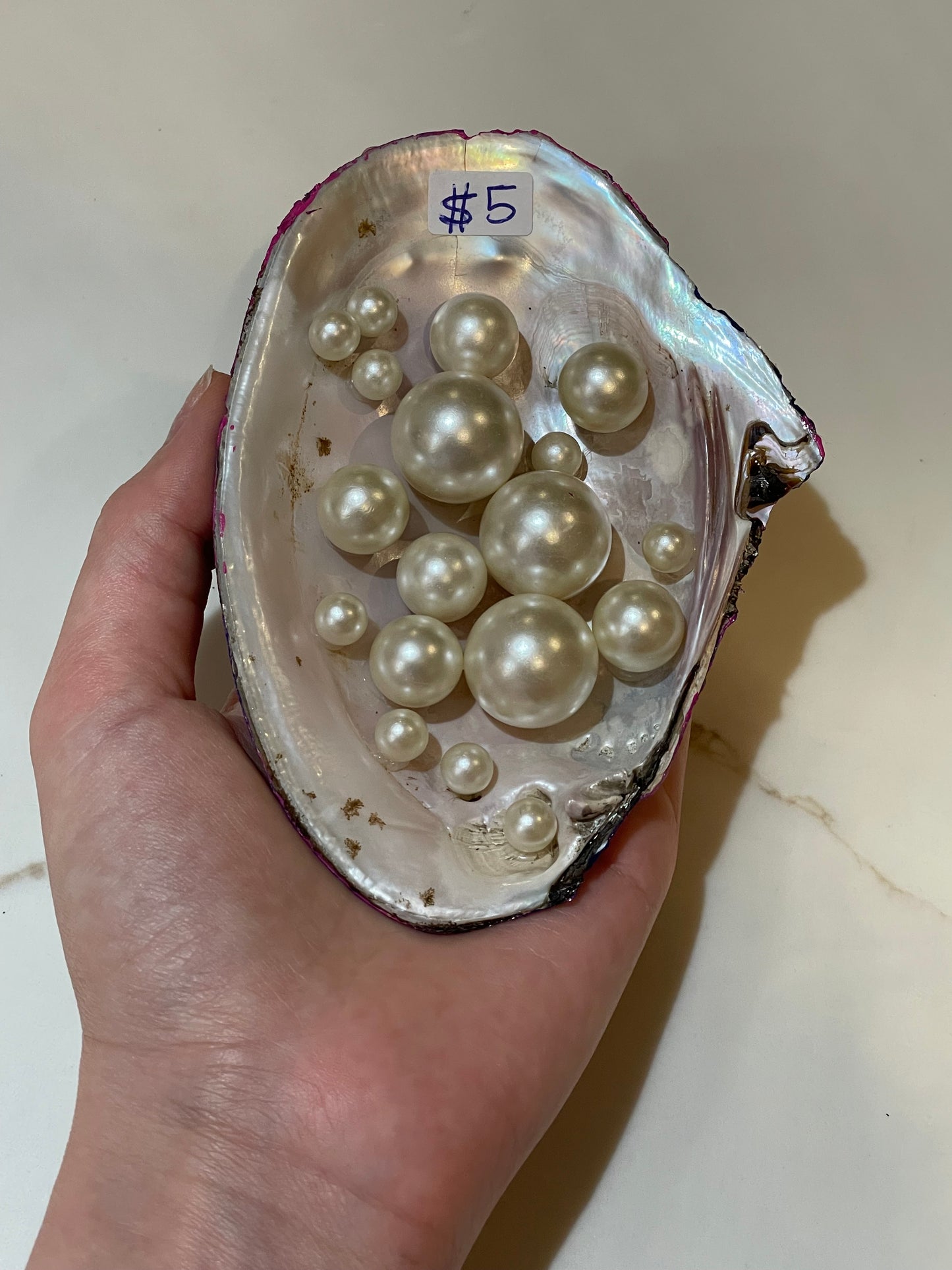 Painted river shell full of pearls ✨