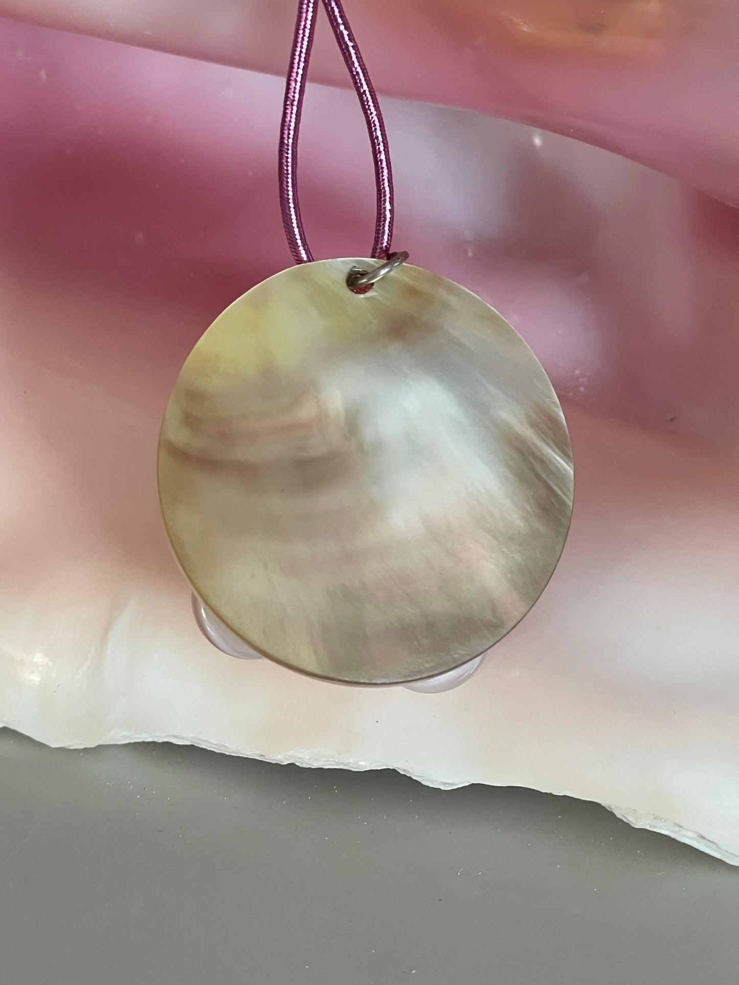 Mother of pearl necklace πβ¨