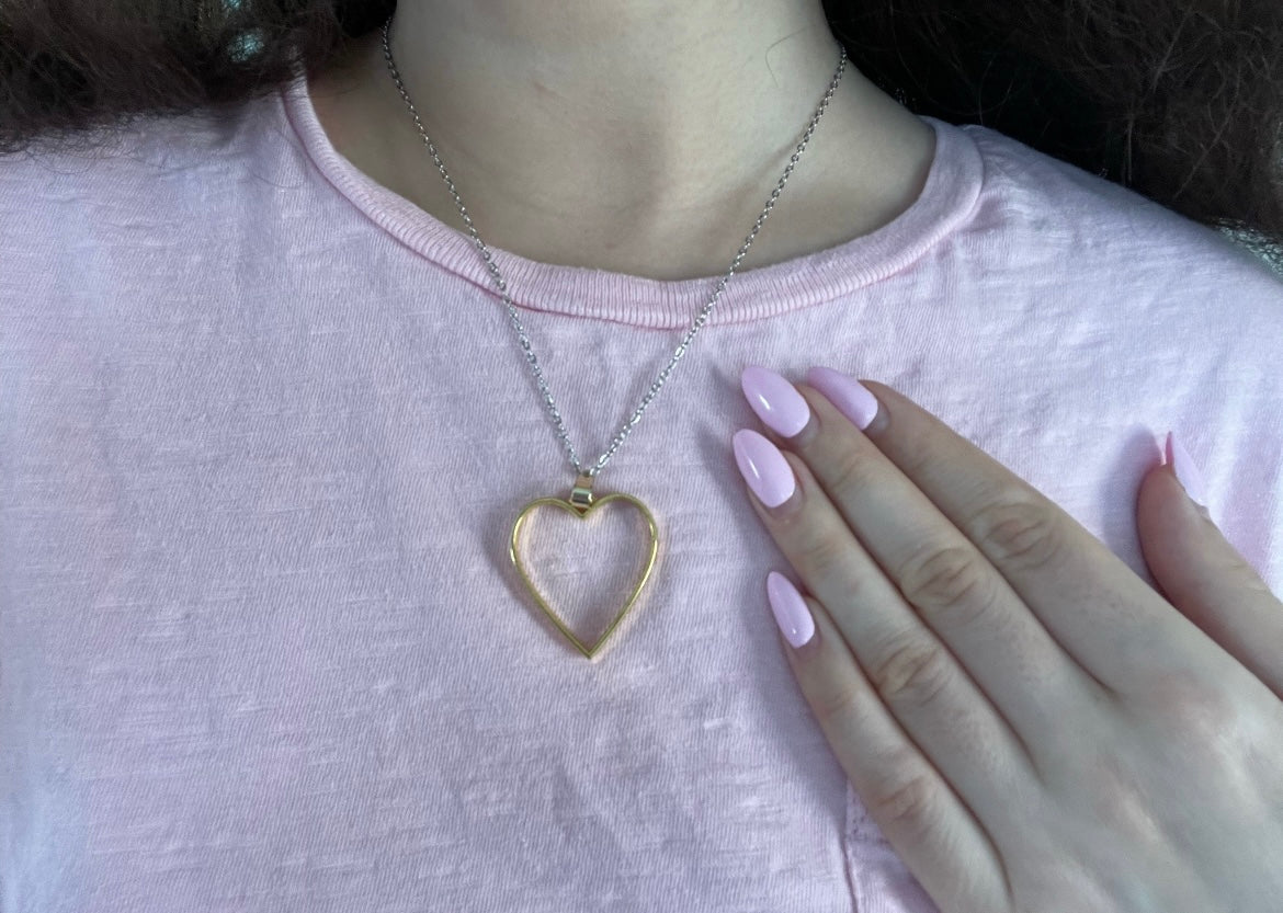 Heart of gold necklace  💛