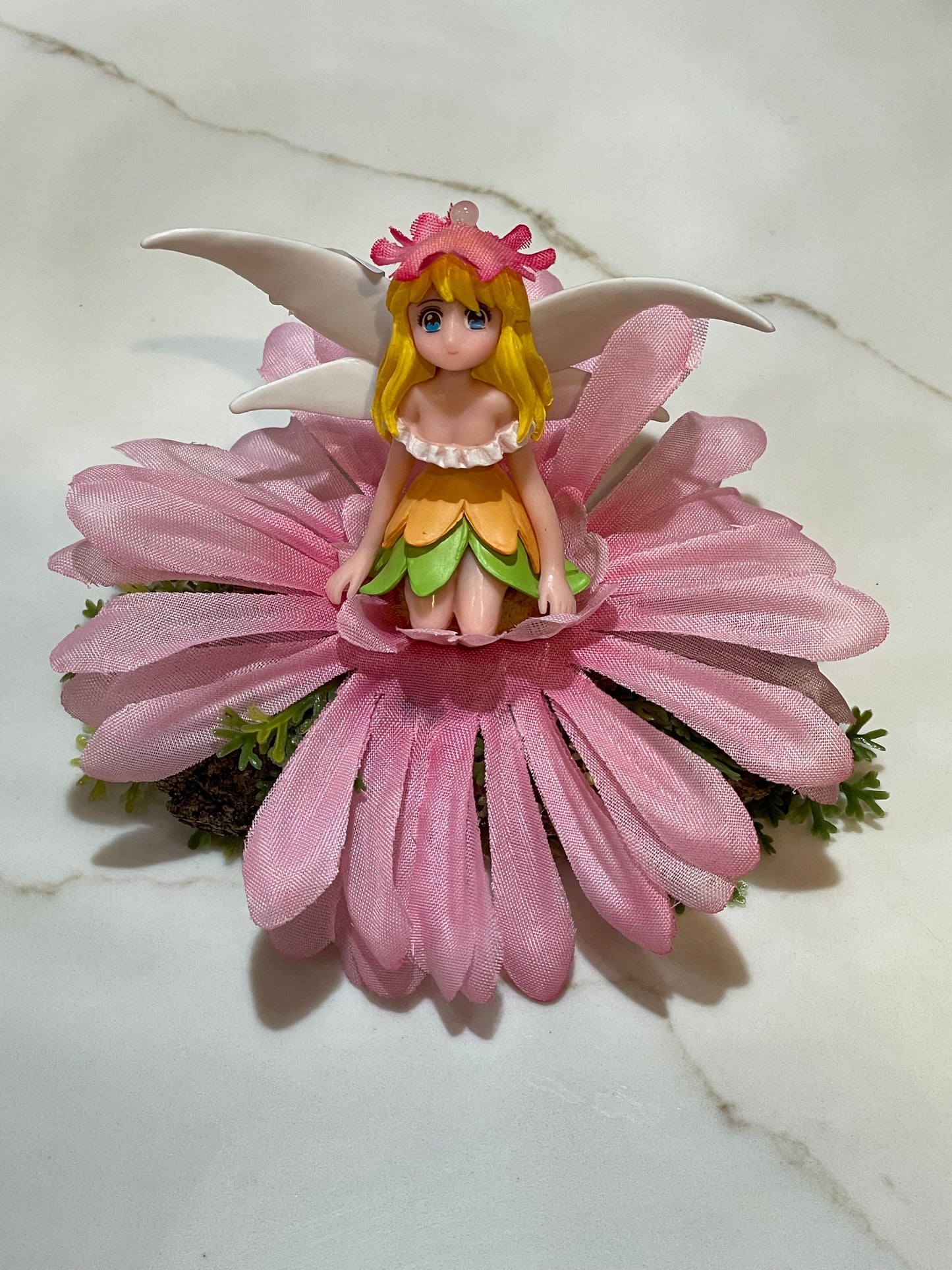 Cosmos flower fairy 🧚🏻‍♀️🌸