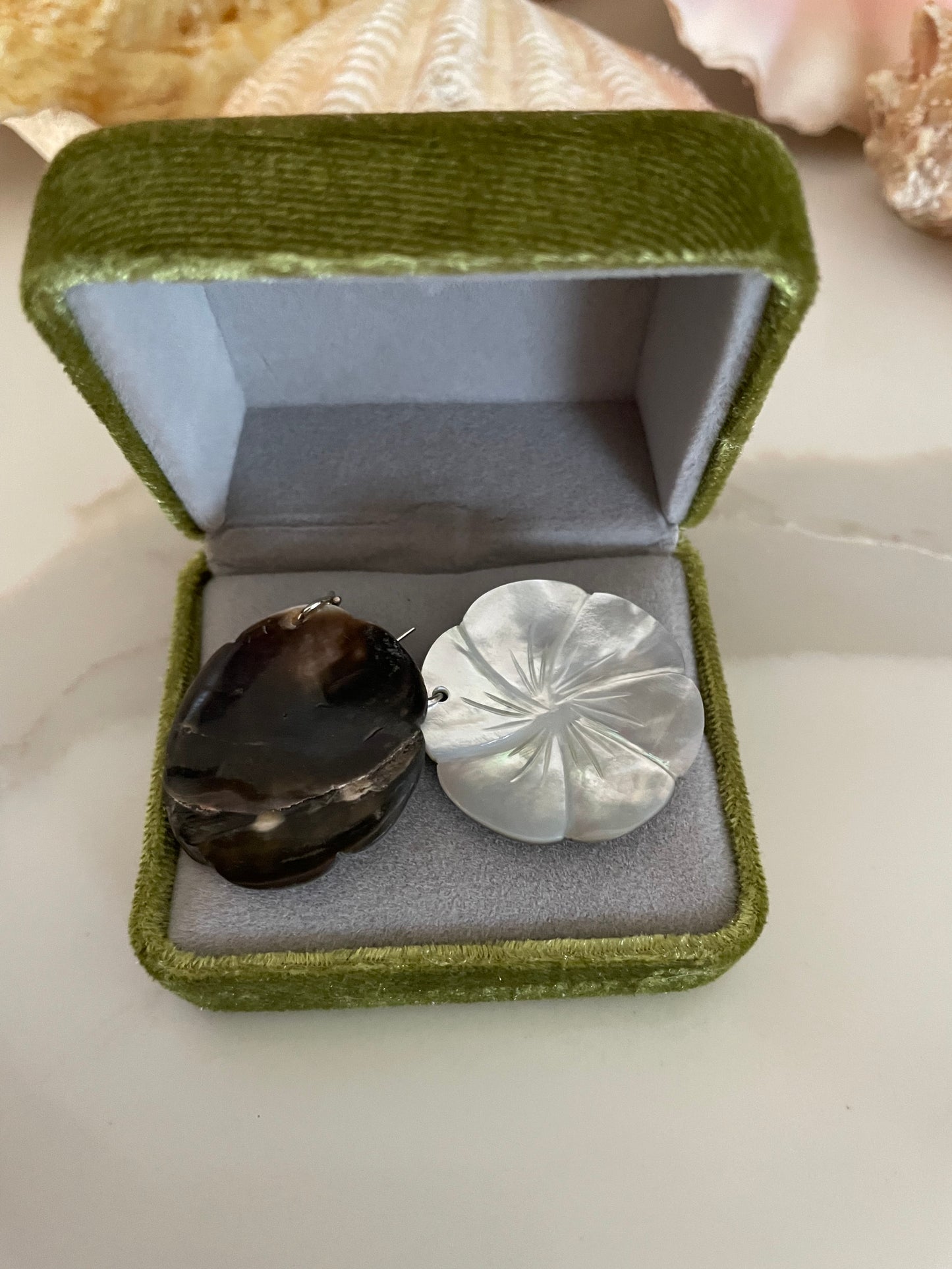 Mother of pearl shell earrings 🧜🏻‍♀️🐚✨