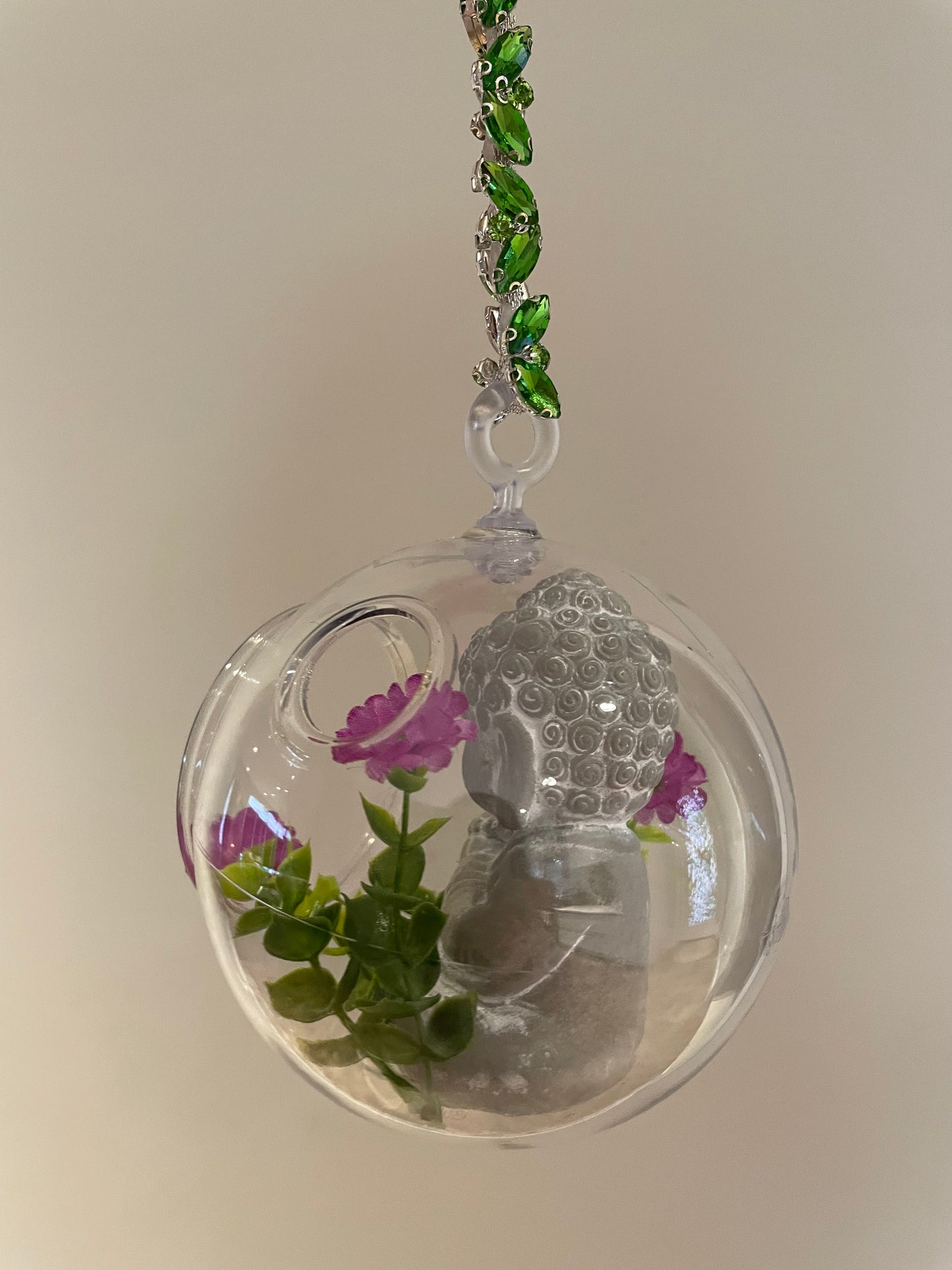 Hanging Buddha terrarium 🌱
